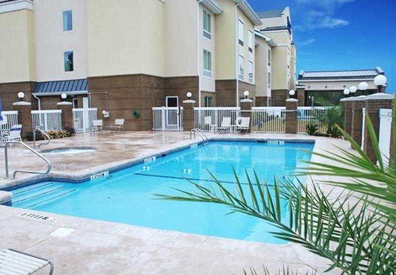 Hotel Fairfield & By Marriott Stewart Hinesville