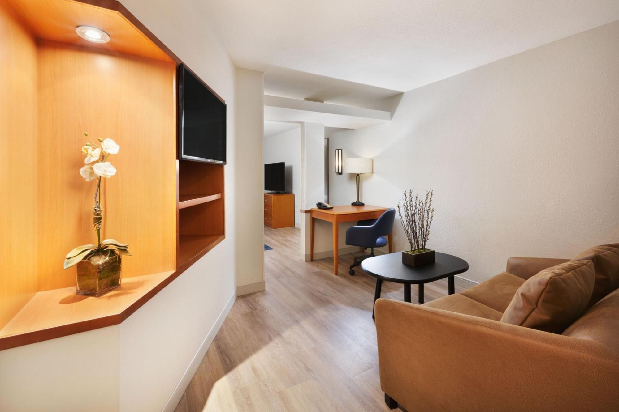 Fairfield & By Marriott Stewart Hotel 3*